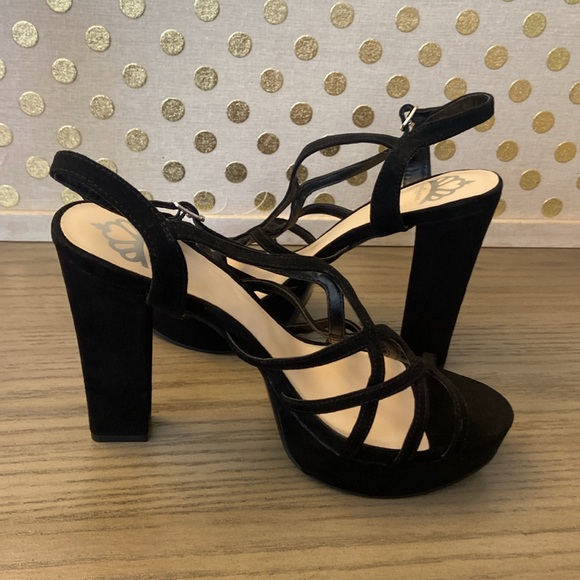 💜Fergalicous Black Suede Platform High Heels Strap Sandals size 10 Nwot - Picture 8 of 12